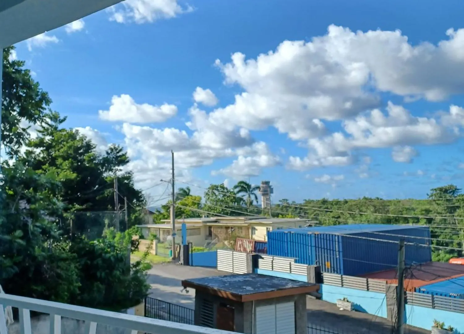 Studio Close To Airport Бухта Монтего
