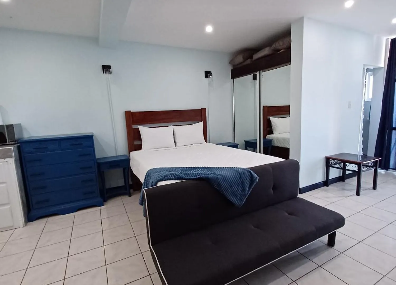 Studio Close To Airport Montego Bay Lägenhet